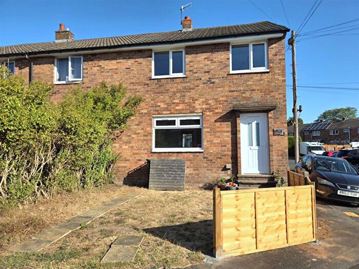 3 Bedroom End Terrace House For Sale In Yarranton Close, Stourport-On-Severn, DY13