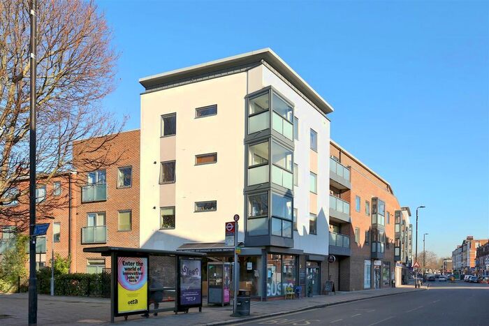 1 Bedroom Flat To Rent In West Green Road, London, N15