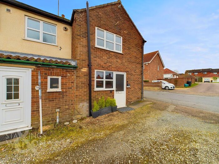2 Bedroom Semi-Detached House For Sale In High Bungay Road, Loddon, Norwich, NR14