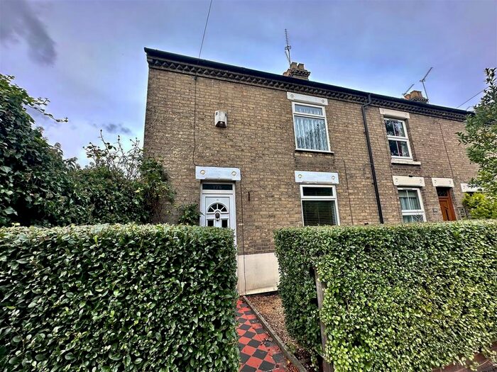2 Bedroom Terraced House To Rent In Bowthorpe Road, Norwich, NR2