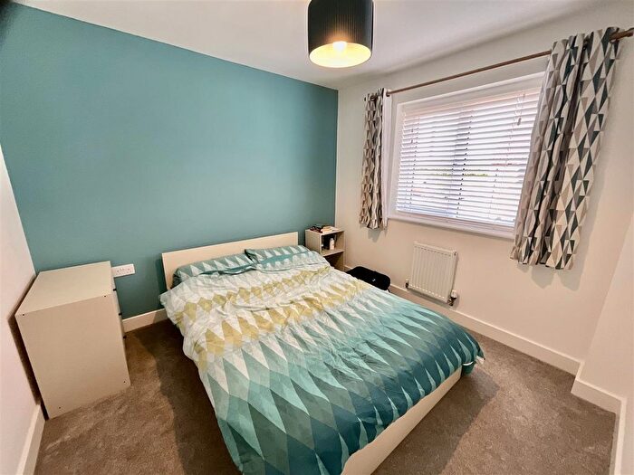 3 Bedroom Property To Rent In Wagoners Way, East Ayton, Scarborough, YO13