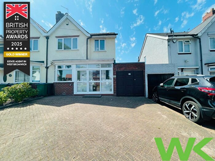 3 Bedroom Semi-Detached House For Sale In Hall Green Road, West Bromwich, B71
