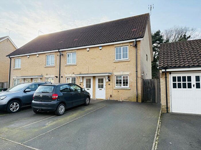 3 Bedroom End Of Terrace House To Rent In Fallowfields, Lowestoft, NR32