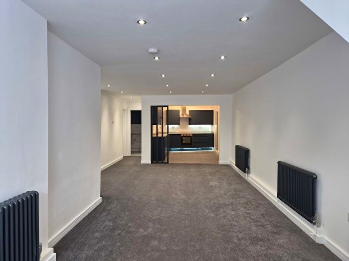 3 Bedroom Property To Rent In Devonshire Avenue, Nottingham, NG9