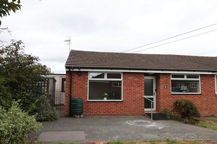 2 Bedroom Semi-Detached Bungalow For Sale In Palmer Drive, Lutterworth, LE17