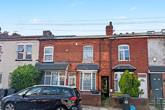 3 Bedroom Terraced House For Sale In Winnie Road, Selly Oak, Birmingham, B29