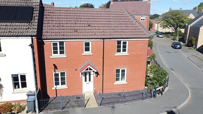 3 Bedroom Terraced House For Sale In Cossor Road, Pewsey, SN9