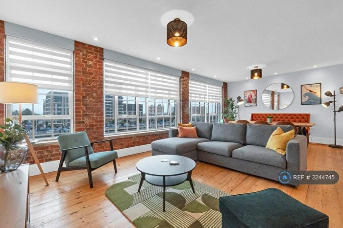 2 Bedroom Flat To Rent In Shalimar House, Hove, BN3