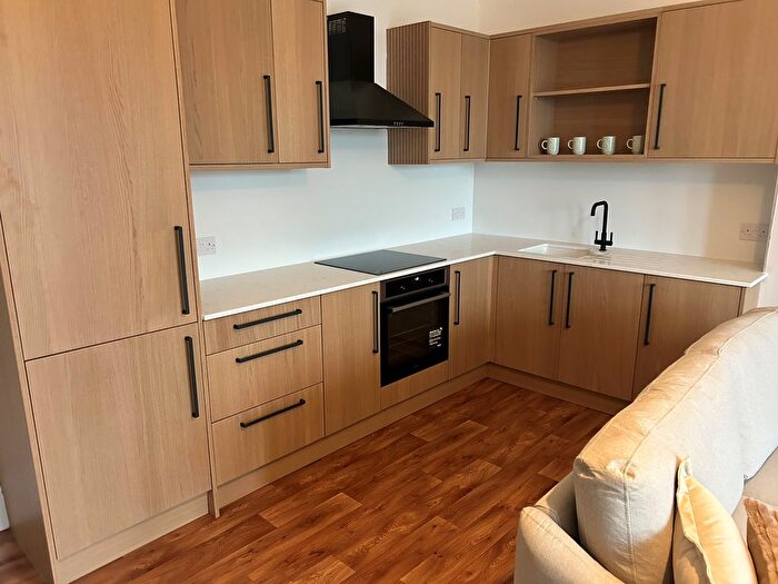 3 Bedroom Flat To Rent In Manor Road, Bexhill-On-Sea, TN40