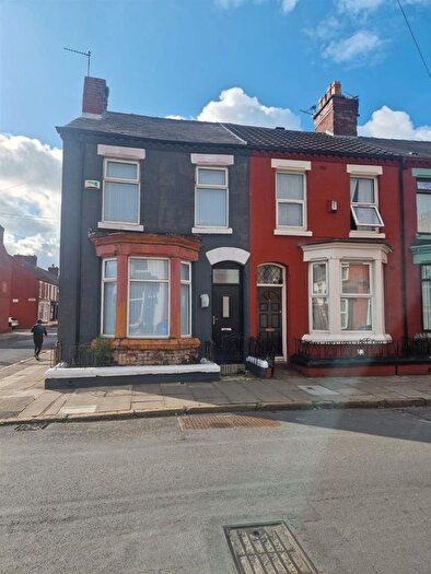 3 Bedroom End Of Terrace House To Rent In Molyneux Road, Liverpool, L6