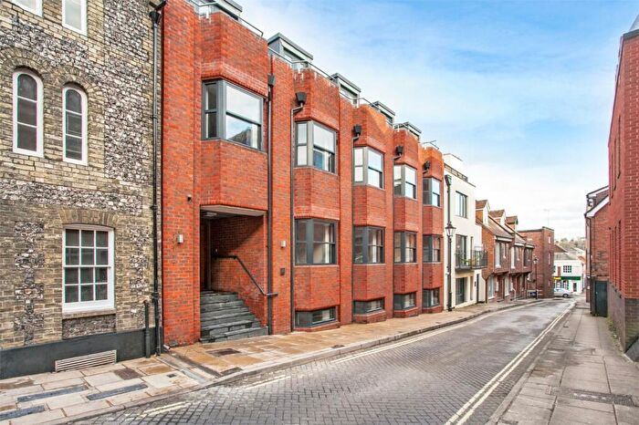 1 Bedroom Flat For Sale In - St Clement Street, Winchester, Hampshire, SO23