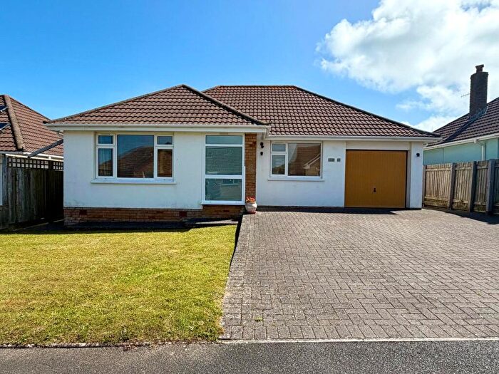 2 Bedroom Bungalow For Sale In West Croyde, Croyde, Braunton, Devon, EX33