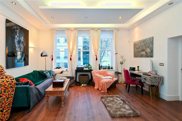 3 Bedroom Flat To Rent In Westbourne Gardens, Notting Hill, London W2