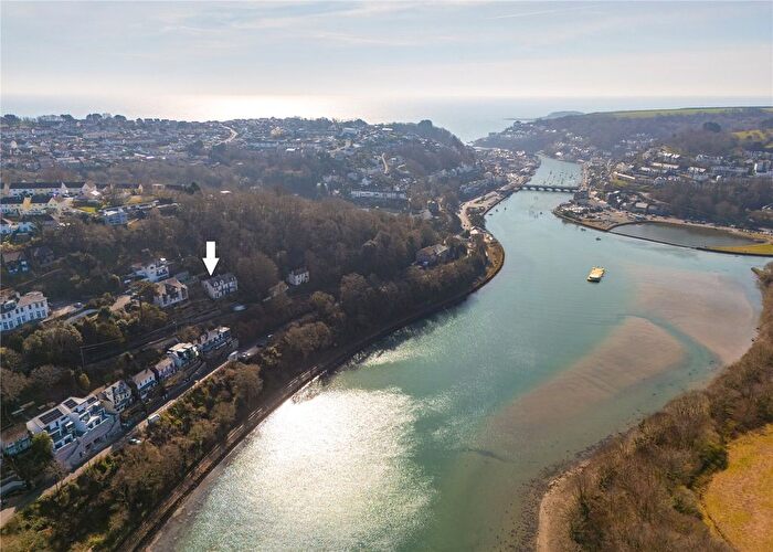 6 Bedroom Semi-Detached House For Sale In St. Martins Road, Looe, Cornwall, PL13