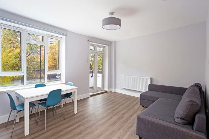 3 Bedroom Flat To Rent In St. Marys Square, Little Venice, W2