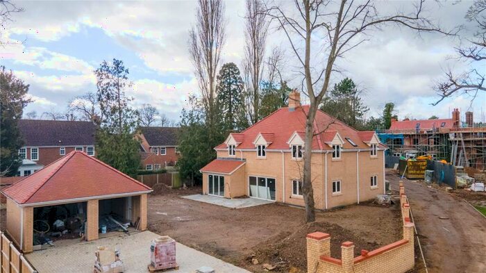 5 Bedroom Detached House For Sale In Church Street, Clifton, Shefford, Bedfordshire, SG17