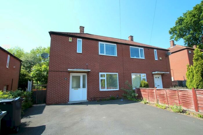 2 Bedroom Semi-Detached House To Rent In Stonegate Road, Leeds, West Yorkshire, LS6