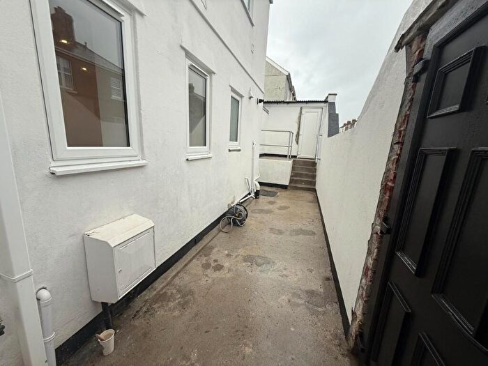 1 Bedroom House To Rent In Watts Park Road, Plymouth, PL2
