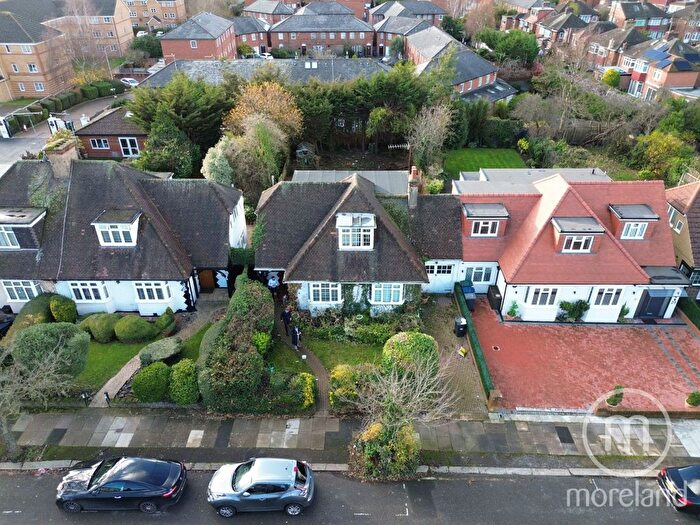 2 Bedroom Bungalow For Sale In Sanderstead Avenue, London, NW2