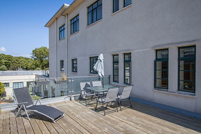 1 Bedroom Flat For Sale In Apartment, Courtlands, Hayes Road, Sully, Penarth, Vale Of Glamorgan, CF64