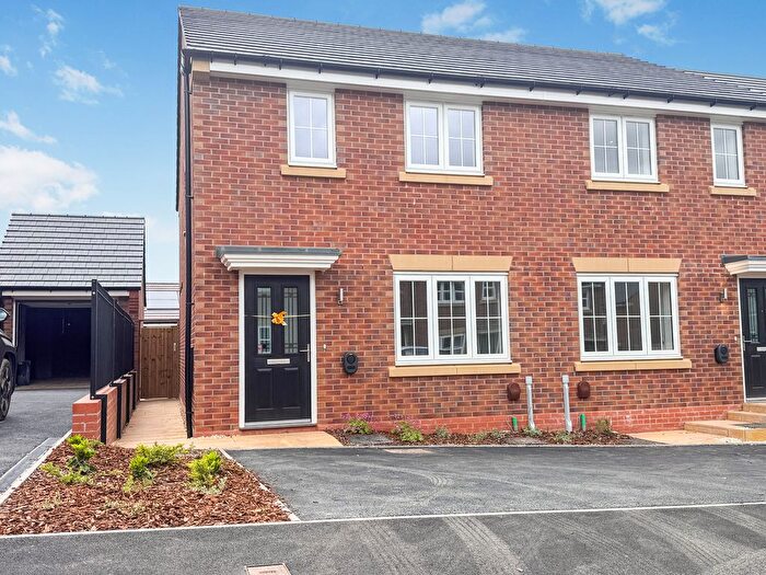 3 Bedroom Semi-Detached House To Rent In William Onions Grove, Priorslee, Telford, Shropshire, TF2