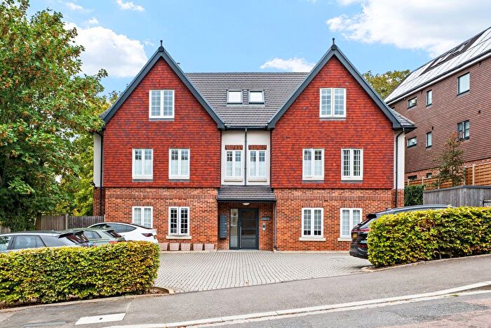 2 Bedroom Flat For Sale In West Hill, South Croydon, CR2