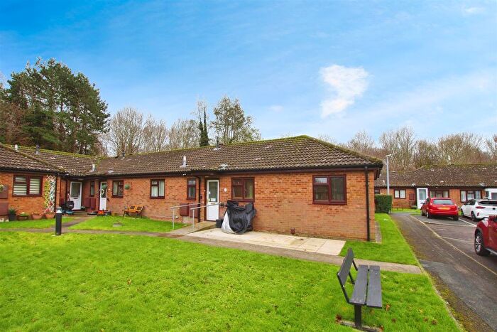 2 Bedroom Bungalow For Sale In Park Springs, Westlea, SN5