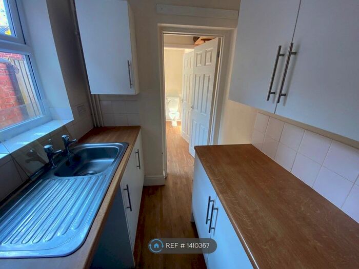 3 Bedroom Terraced House To Rent In Westbury Street, Derby, DE22