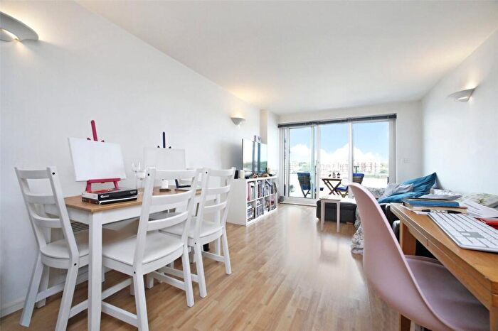 2 Bedroom Flat To Rent In Pacific Wharf, Rotherhithe Street, London, SE16