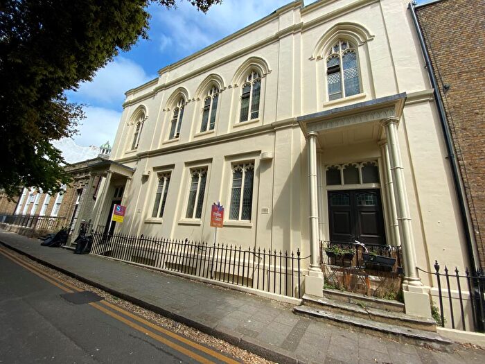 2 Bedroom Flat To Rent In Hawley Square, Margate, CT9