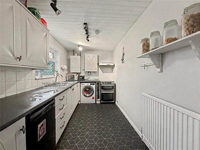 2 Bedroom Terraced House For Sale In James Street, Gillingham, Kent, ME7