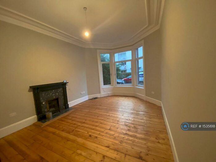 2 Bedroom Flat To Rent In Ingleby Drive, Glasgow, G31