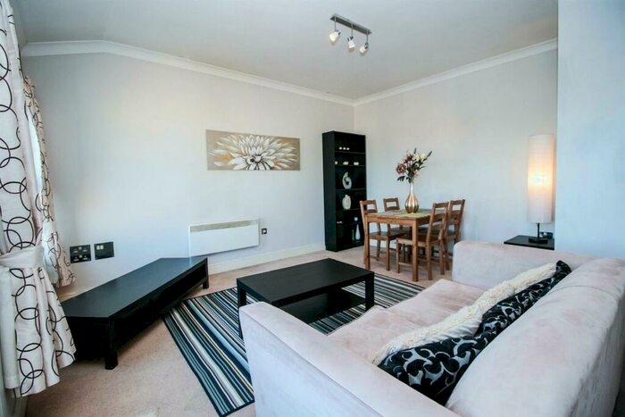 1 Bedroom Apartment To Rent In Qube, Scotland Street, Birmingham, B1