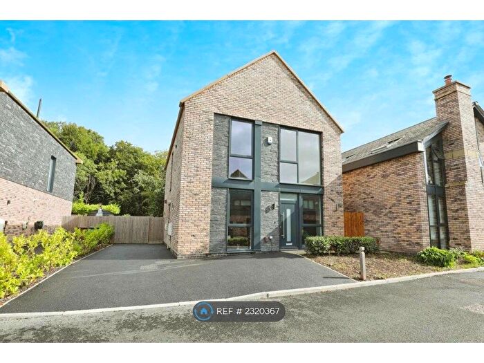 4 Bedroom Detached House To Rent In St. Andrews Close, Liverpool, L31