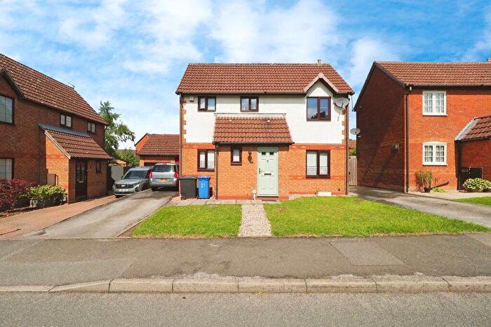 3 Bedroom Detached House For Sale In Saundersfoot Way, Oakwood, Derby, DE21