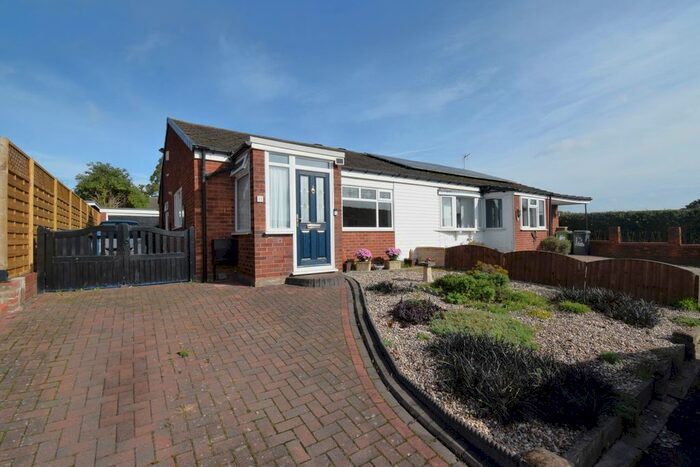 2 Bedroom Semi Detached Bungalow To Rent In Derwent, Tamworth, B77