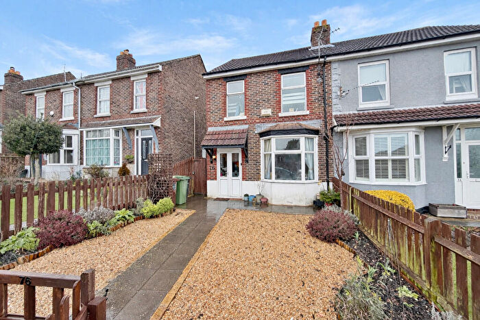 3 Bedroom Semi-Detached House For Sale In Portsdown Road, Portchester, PO6