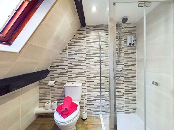 3 Bedroom Cottage For Sale In Brunswick Street, Whitby, YO21