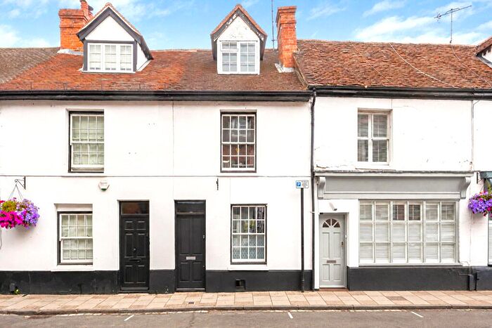 3 Bedroom Terraced House For Sale In Friday Street, RG9