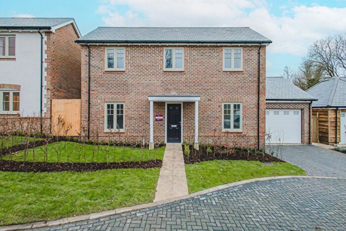 4 Bedroom Detached House For Sale In Hintons Croft, Wanborough, Swindon, SN4