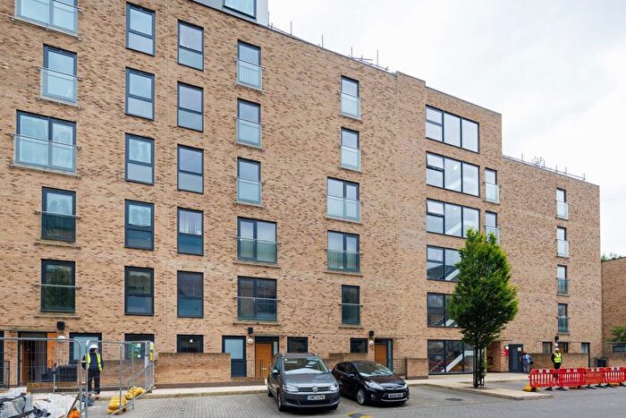 2 Bedroom Flat To Rent In Goodwood Apartments, Walthamstow, E4
