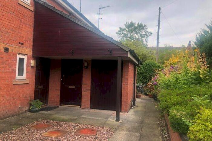 1 Bedroom Flat To Rent In Westgate Avenue, Bolton, BL1