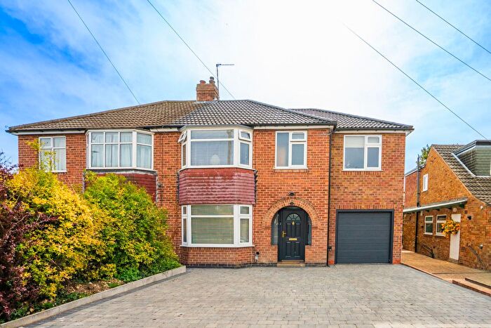 4 Bedroom Semi Detached House For Sale In Howard Drive, Rawcliffe, York, YO30