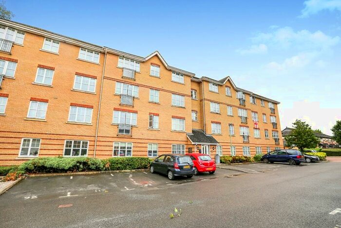 2 Bedroom Flat To Rent In Aylward Drive, Stevenage, Hertfordshire, SG2