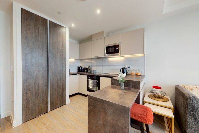 2 Bedroom Flat To Rent In City Club, Gas Street, Coventry, CV1