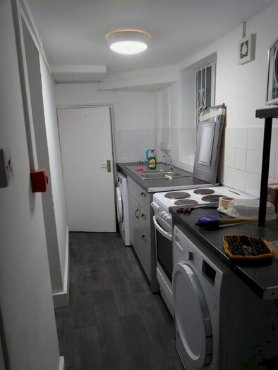 5 Bedroom Semi-Detached House To Rent In Rodney Road, Great Yarmouth, NR30