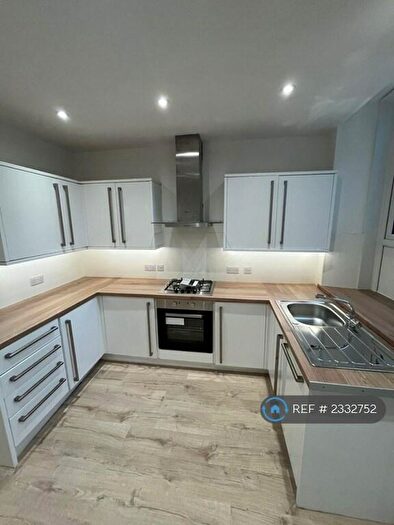 2 Bedroom Flat To Rent In Clifton Road, Aberdeen, AB24