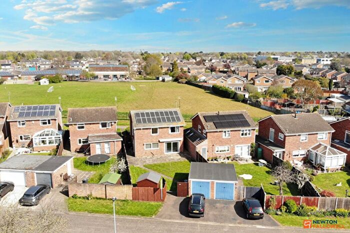 4 Bedroom Detached House For Sale In Spinney Walk, Longthorpe, Peterborough, PE3