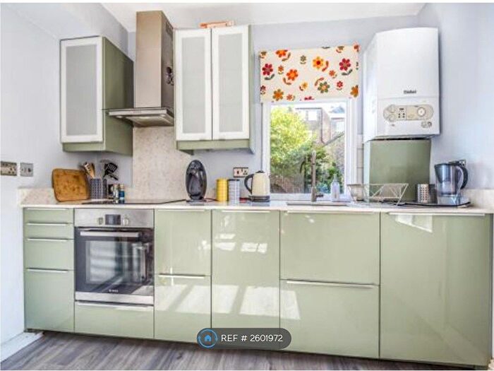 2 Bedroom Flat To Rent In Courthope Road, London, NW3