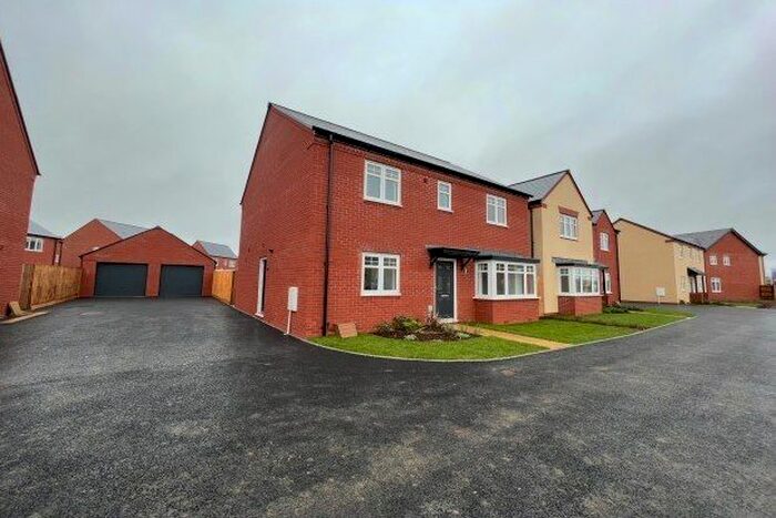 4 Bedroom Property To Rent In Ironbridge Road, Gloucester GL2